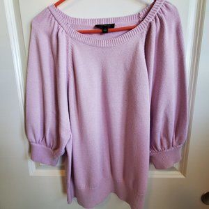 Short-sleeved XL Ann Taylor Lilac sweater.